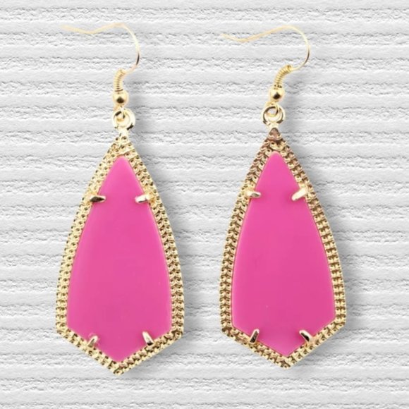 Blush Adelaide Earrings - Picture 7 of 7